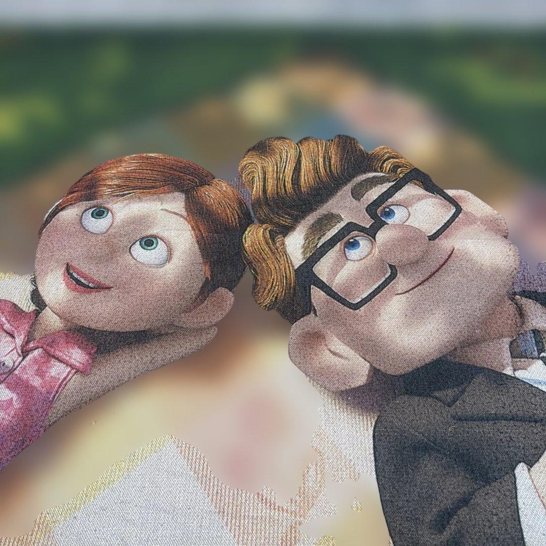 ディズニー　カールじいさんの空飛ぶ家　マルチカバー　ブランケット　132x178