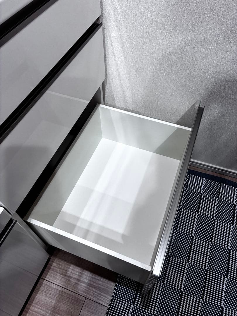 美品！【 パモウナ 】キッチンカウンター　ダイヤモンドハイグロス