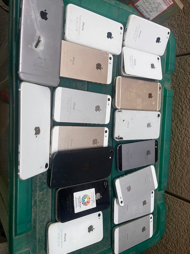 む*！様 ジャンク品ガラケー 折りたたみ式 スマホ携帯電話 セットまとめ売り12