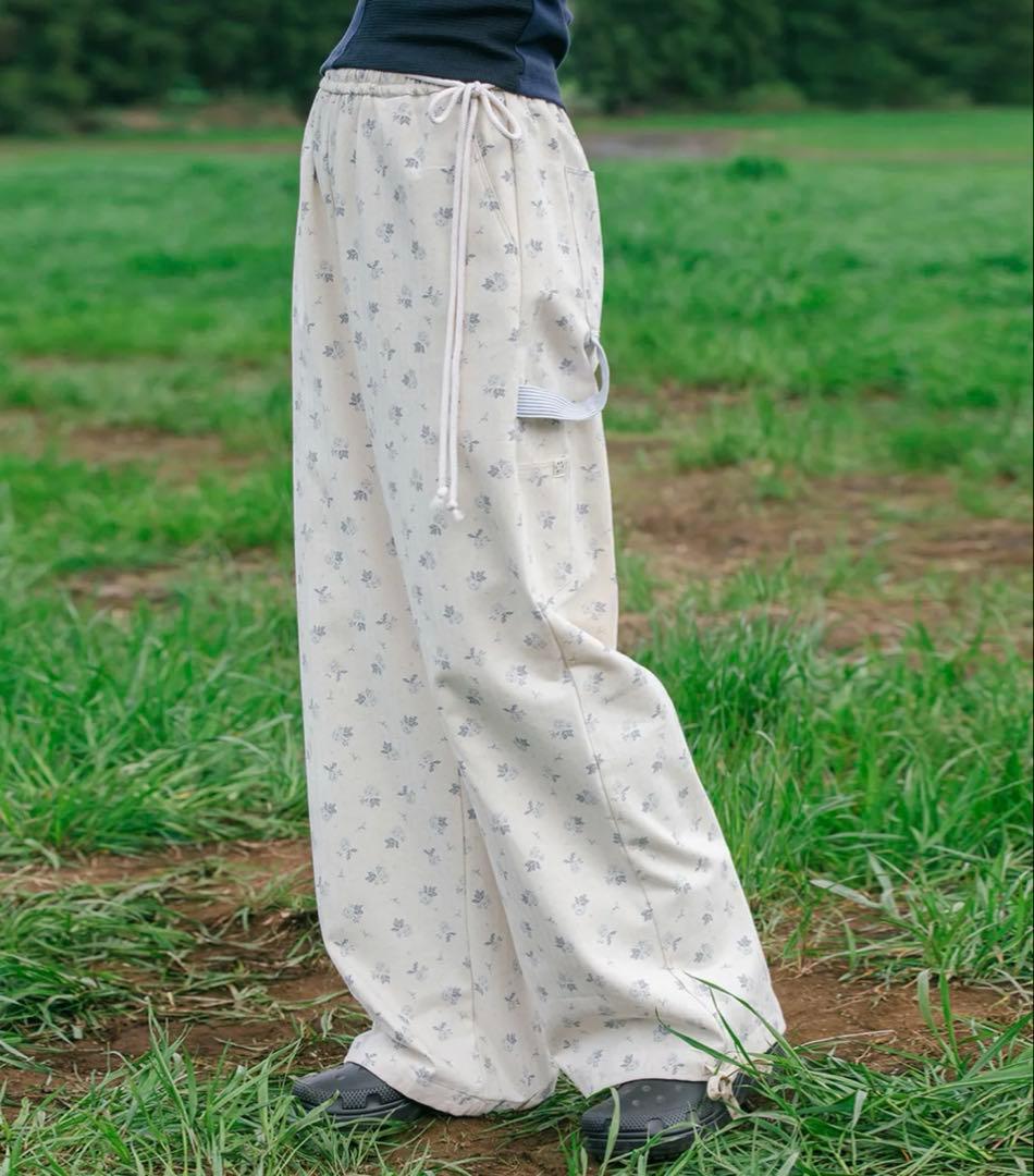 パンツ OHESHIO FLORAL CARPENTER PANTS, CREAM