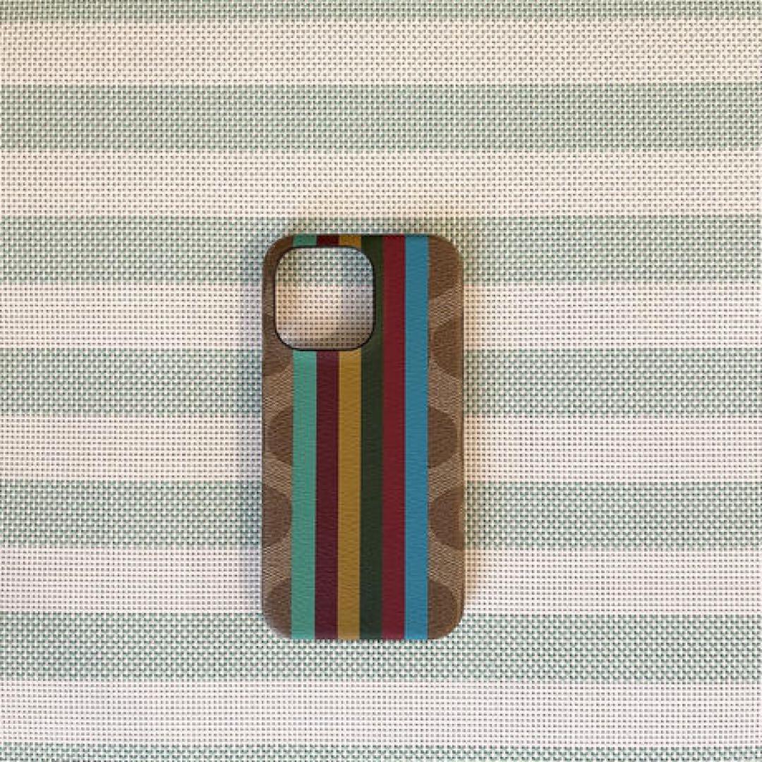 ☆新品☆ COACH iPhone13pro 対応ケースKHAKI MULTI