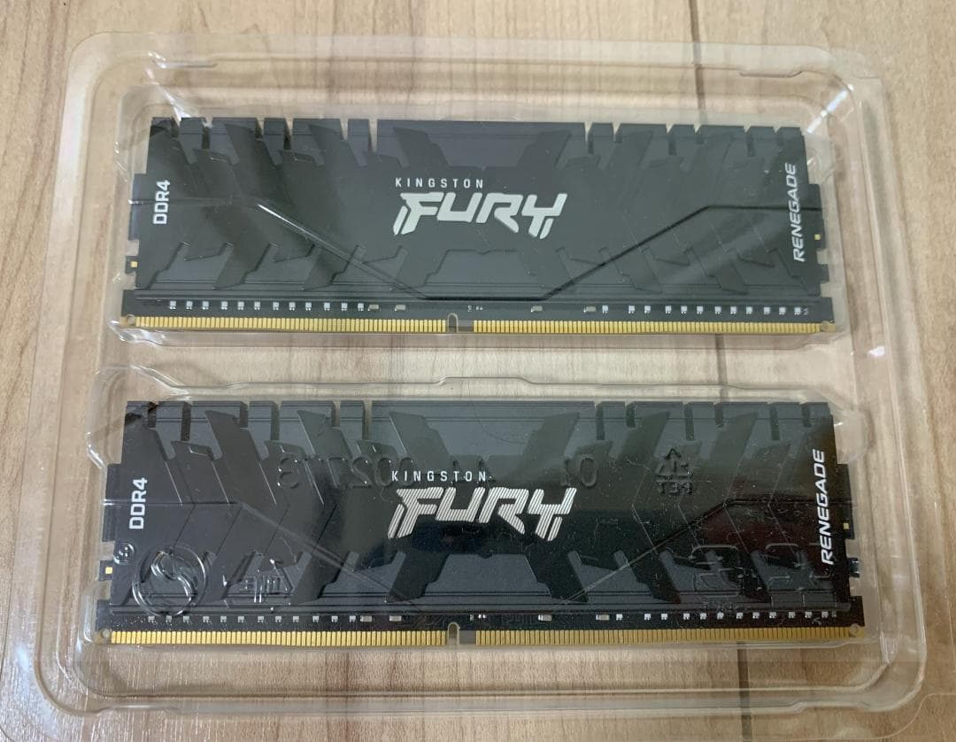 KINGSTON 32GB(16GBx2) DDR4 4000MHz 2枚セット