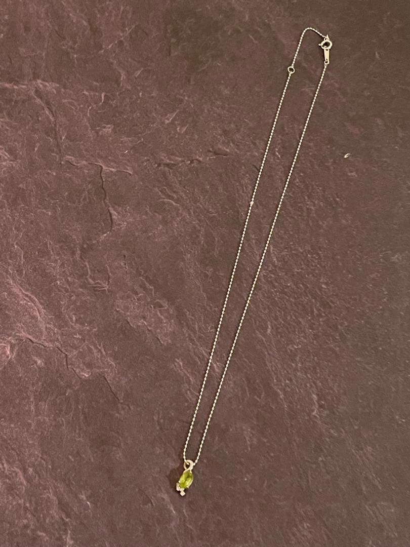 【WG10】ペリドット ホワイトゴールド ネックレス　ペンダント40cm