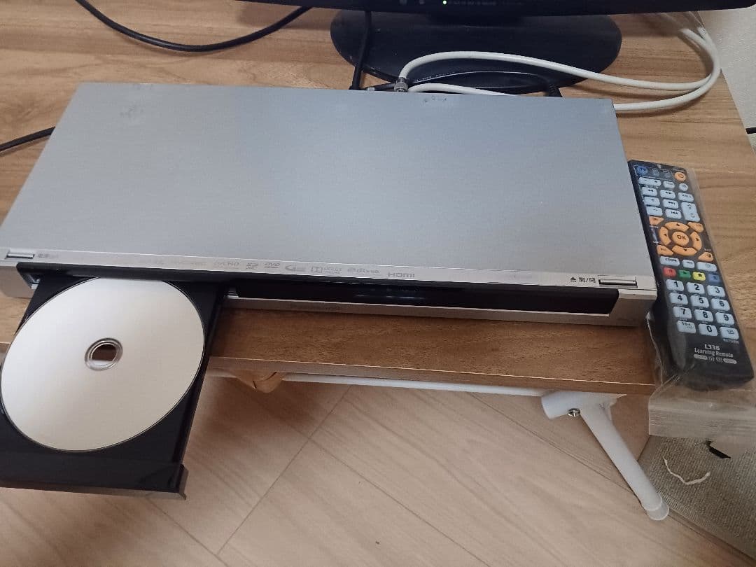 中古動作品✡️本日限定特価✴️パナソニック☆ブルーレイレコーダー☆リモコン付