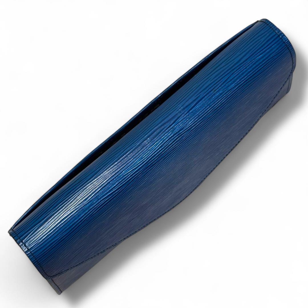 美品 LV ルイ・ヴィトン クラッチバッグ エピ アールデコ トレドブルー