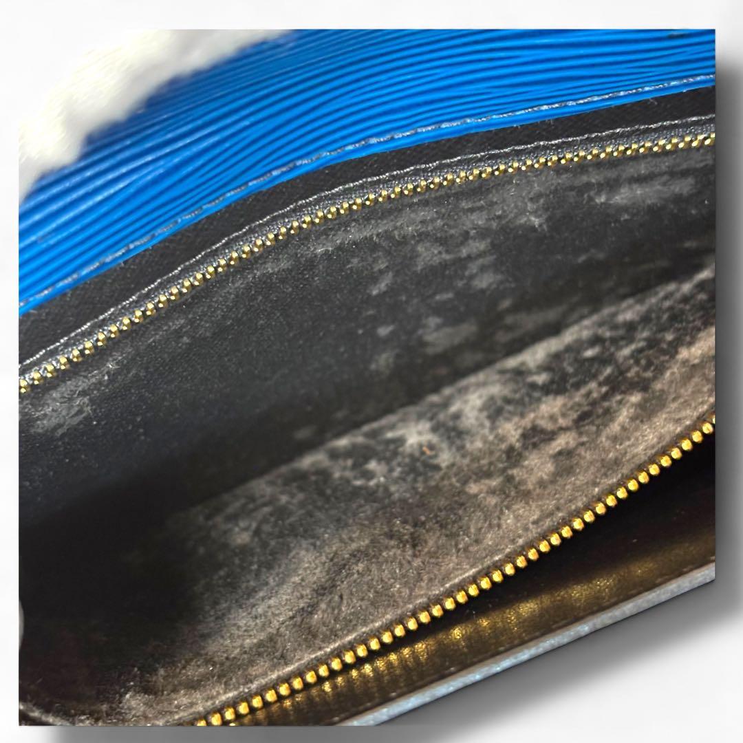 美品 LV ルイ・ヴィトン クラッチバッグ エピ アールデコ トレドブルー