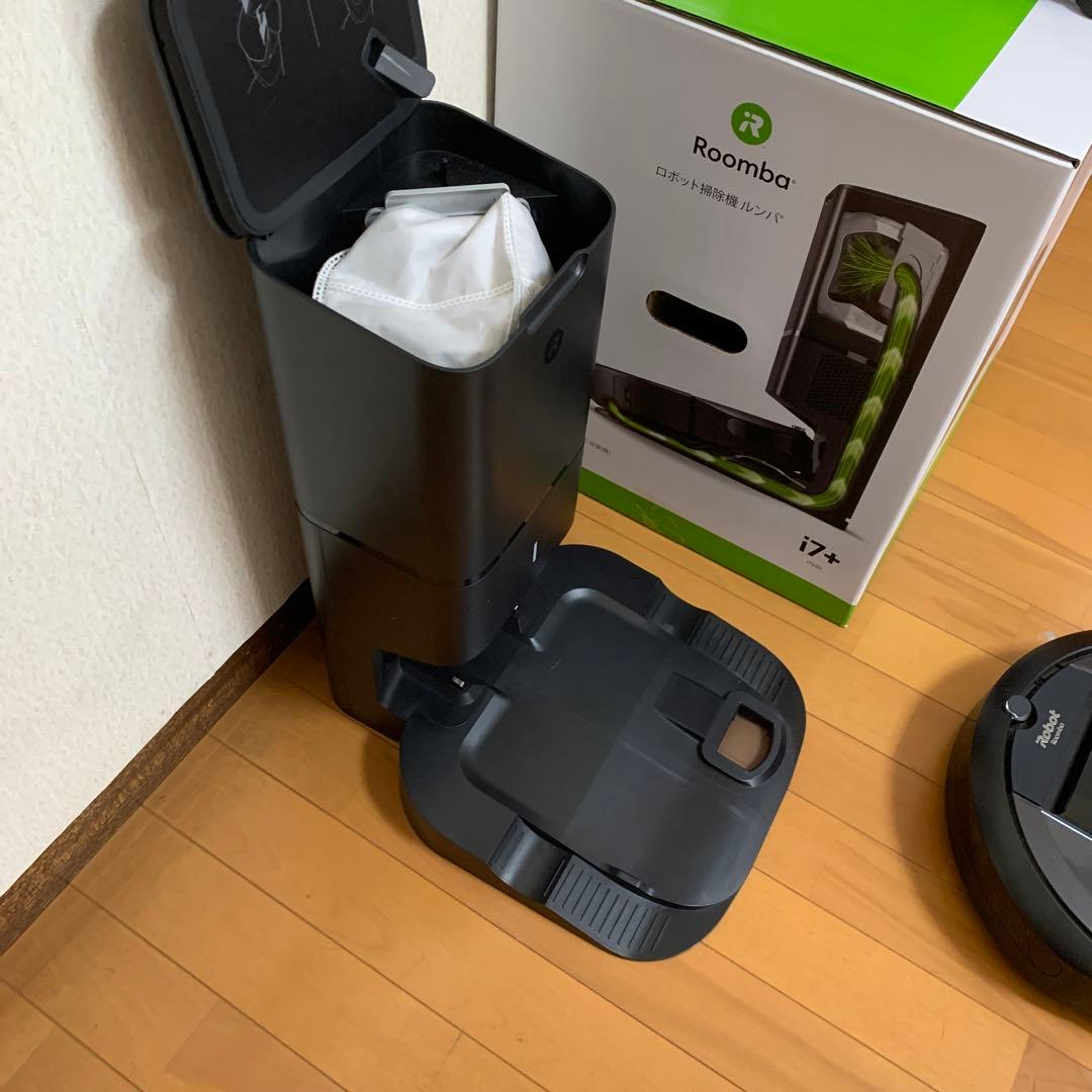 ロボット掃除機ルンバ+自動ゴミ収集機iRobot Roomba i7+ ブラック
