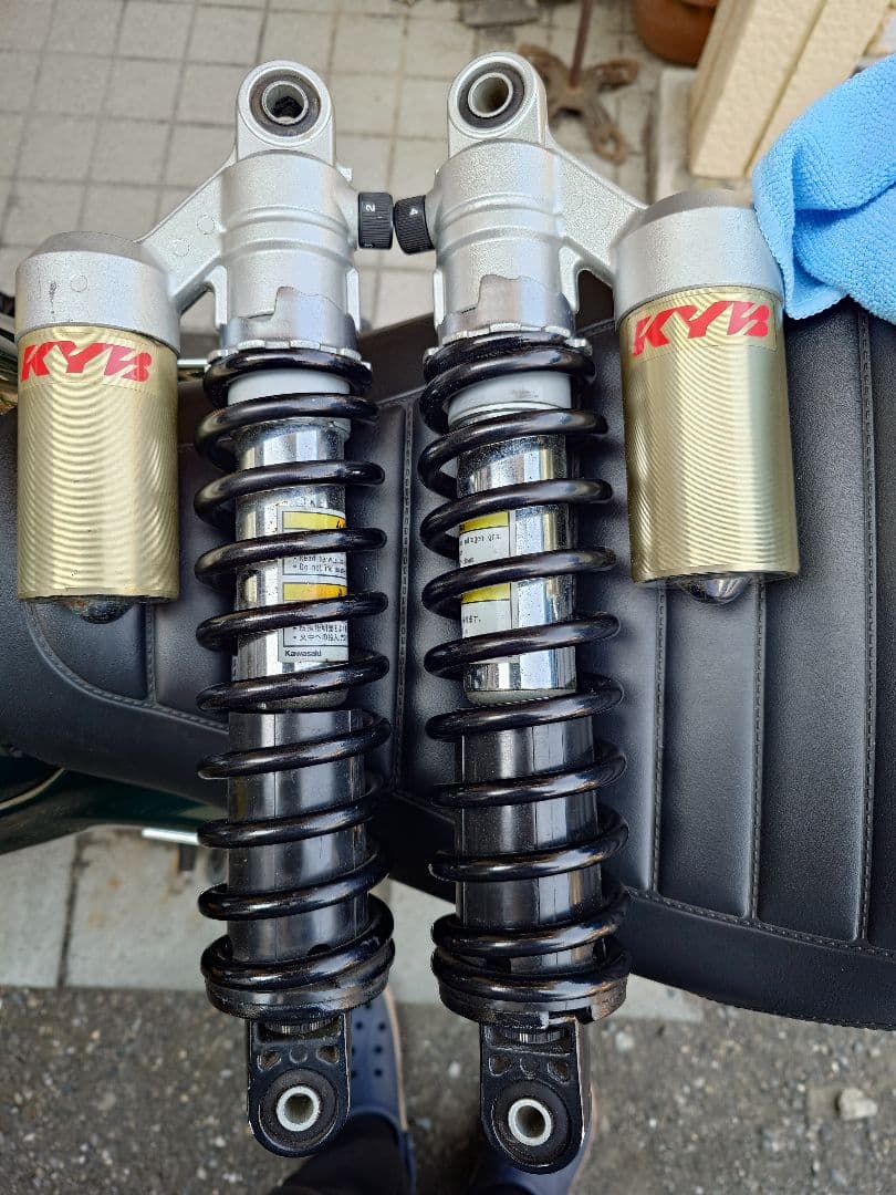 KYB ZRX1200R純正リアサス 値下げ