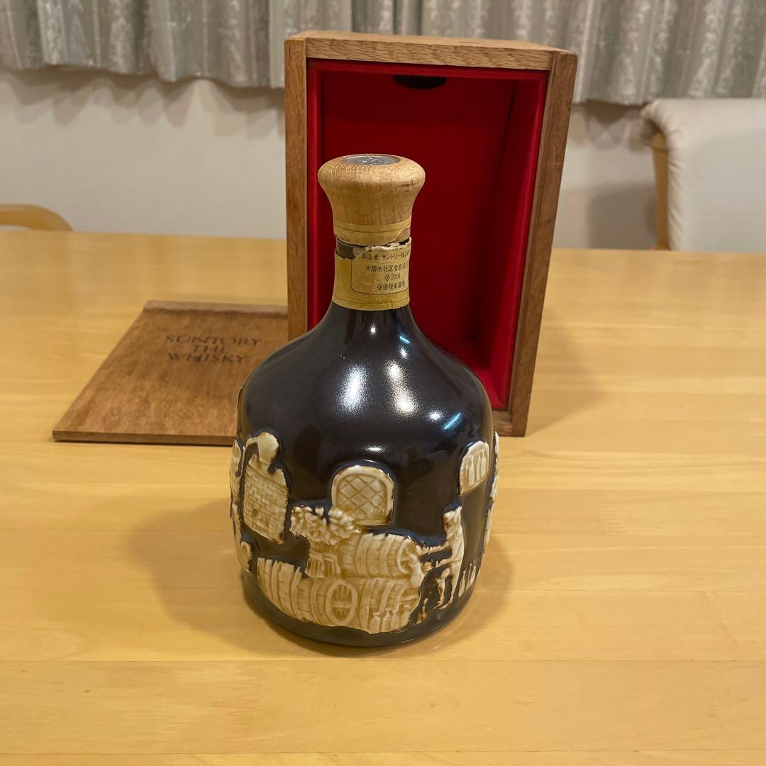 A*n様 Suntory THE WHISKY 木製ボックス入り