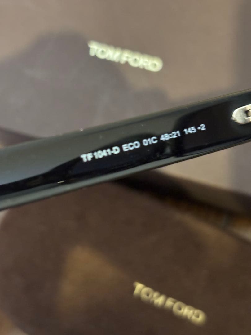 TOMFORD TF1041-D ECO 01C トムフォード