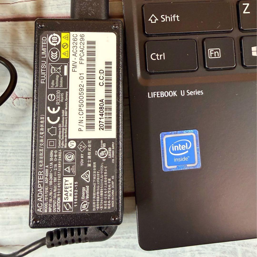 第8世代CPU☘️高年式✨薄型ノートPC☘️爆速SSD☘️カメラ☘️Windows11