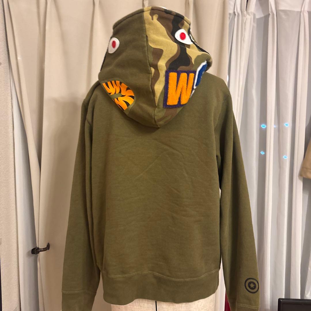 abathingapeシャークパーカーM