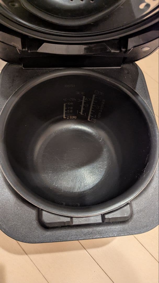 オシャレ　炊飯器　ZOJIRUSHI NW-SA10-BA 5.5合 2020年