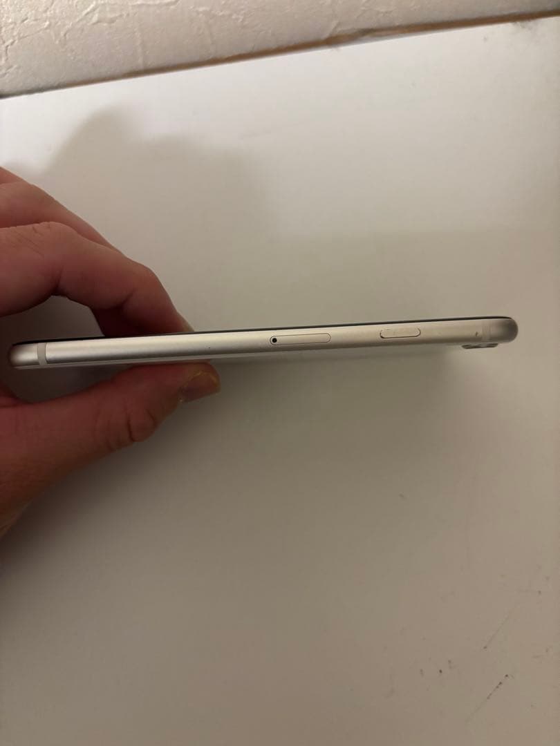 Apple iPhone SE3ホワイト 本体 付属品なし