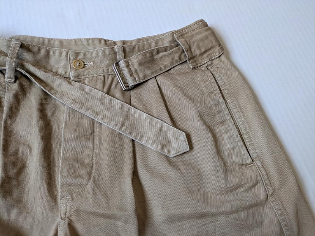 COMOLI コモリ ベルテッドチノ パンツ ベージュ 0