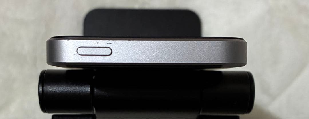 iPhone SE 第1世代 64GB グレー バッテリー容量86%