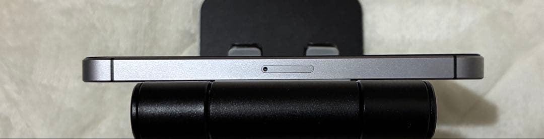 iPhone SE 第1世代 64GB グレー バッテリー容量86%