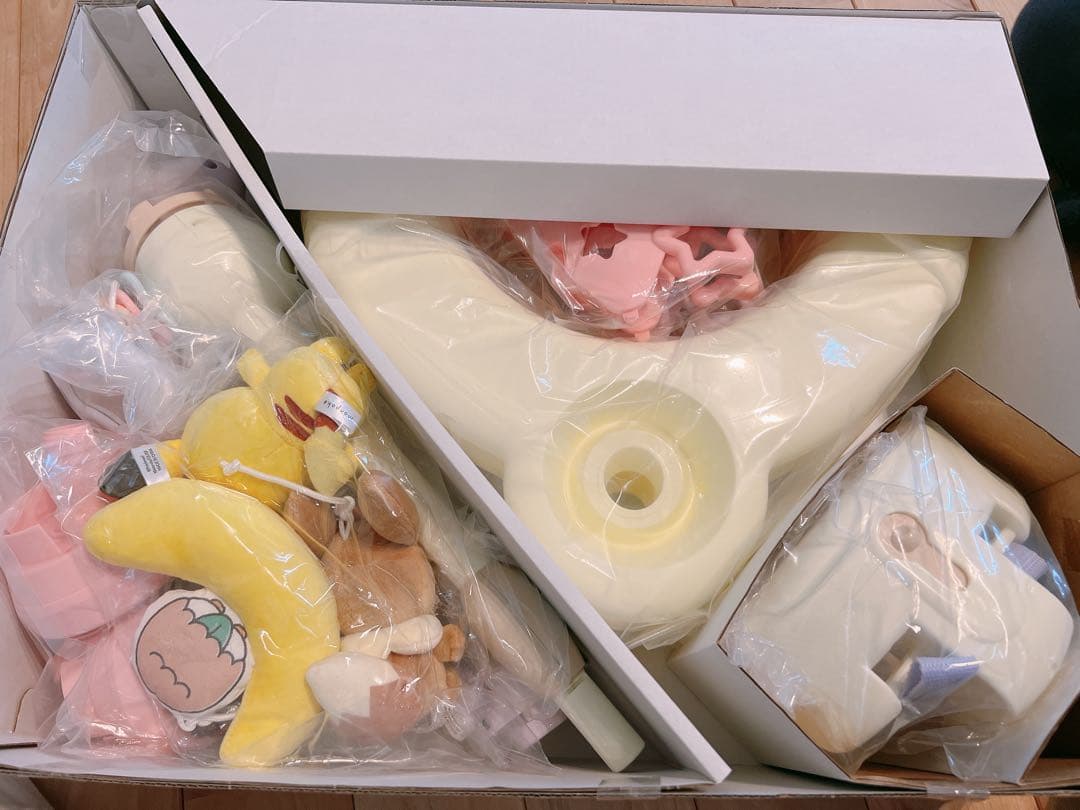 専用　美品　モンポケ 7ステップ　メリージム 2024年版 ピカチュウ メリー