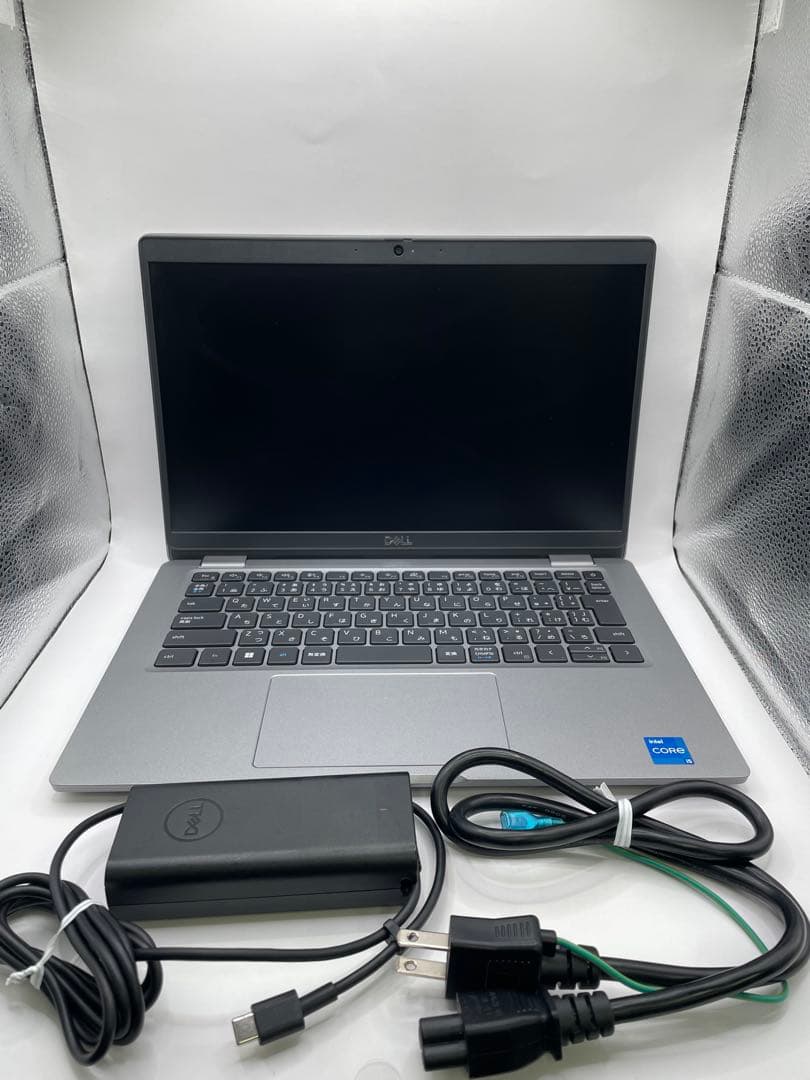 Dell Latitude 5330 i5 / 16GB / 256GB)中古品