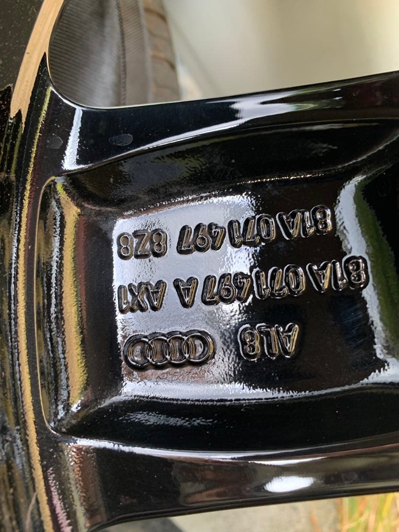 アウディQ2 純正 オプション ホイール17インチ