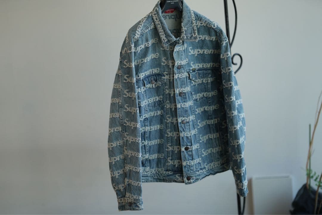 ジャケット・アウター XL Supreme Frayed Logos Denim Trucker