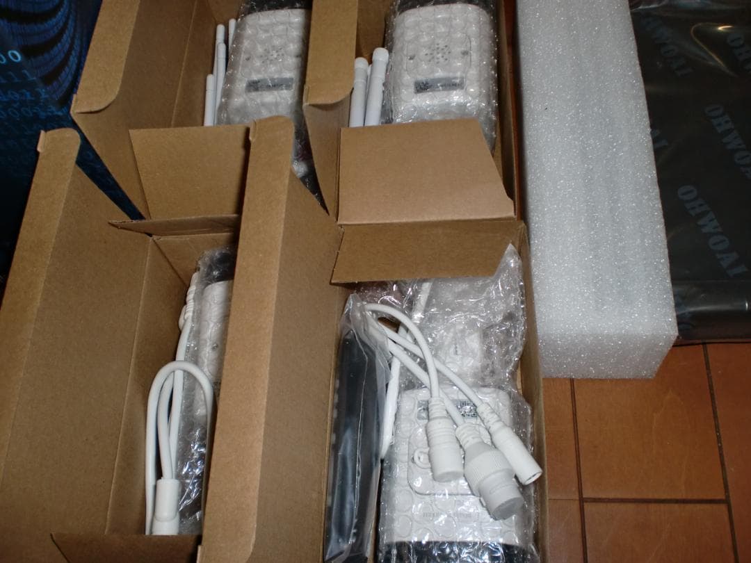 4K/800万画素 WiFi 防犯カメラ4台セット HDD4TB