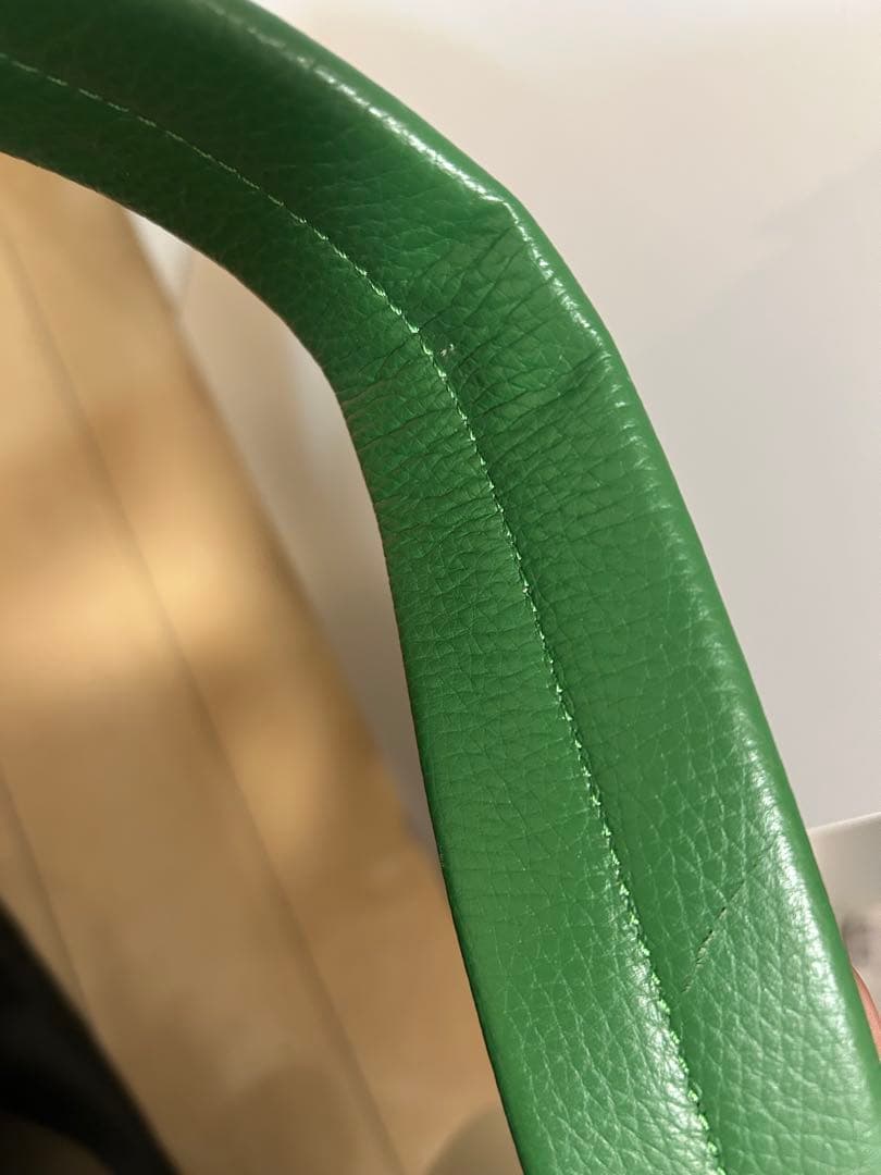 HINC NUNC ショルダーバッグ