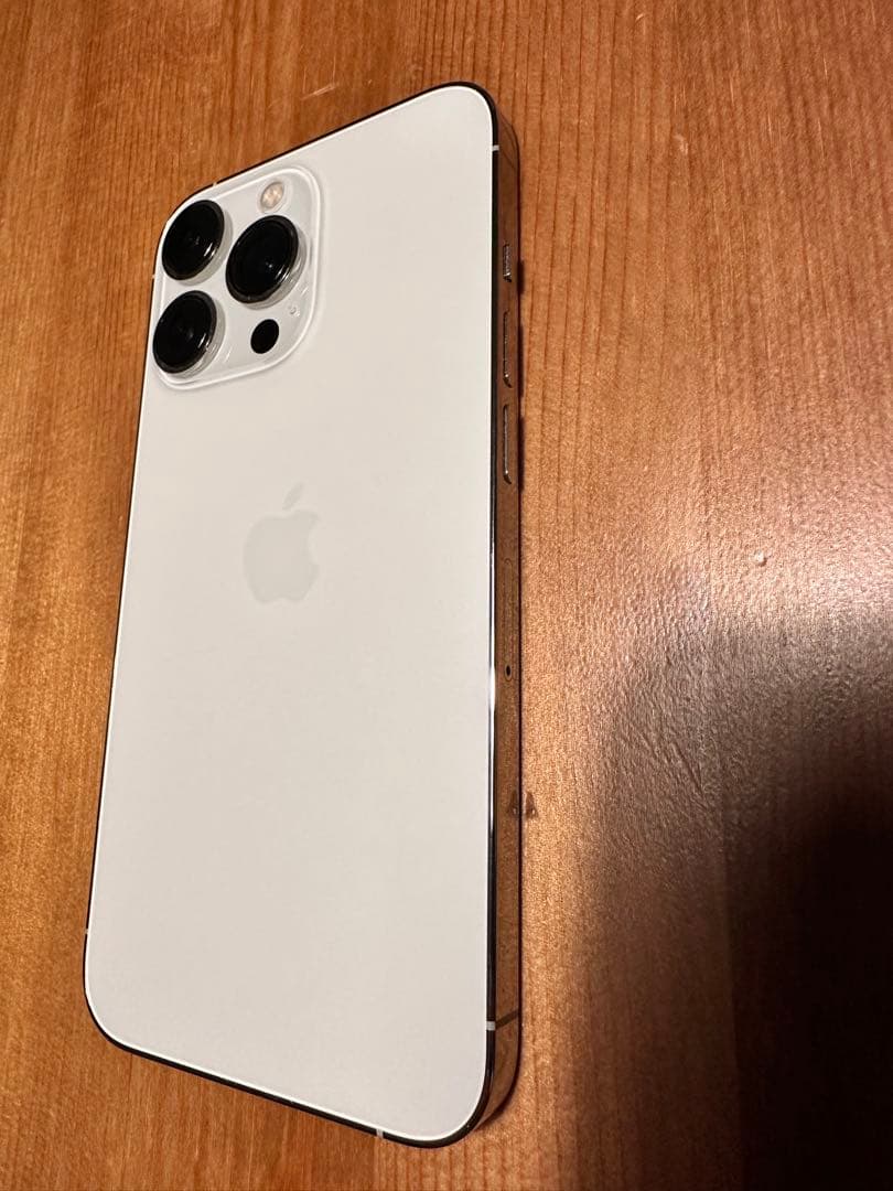 (るこ)Apple iPhone 13 Pro 256gb SIMフリー
