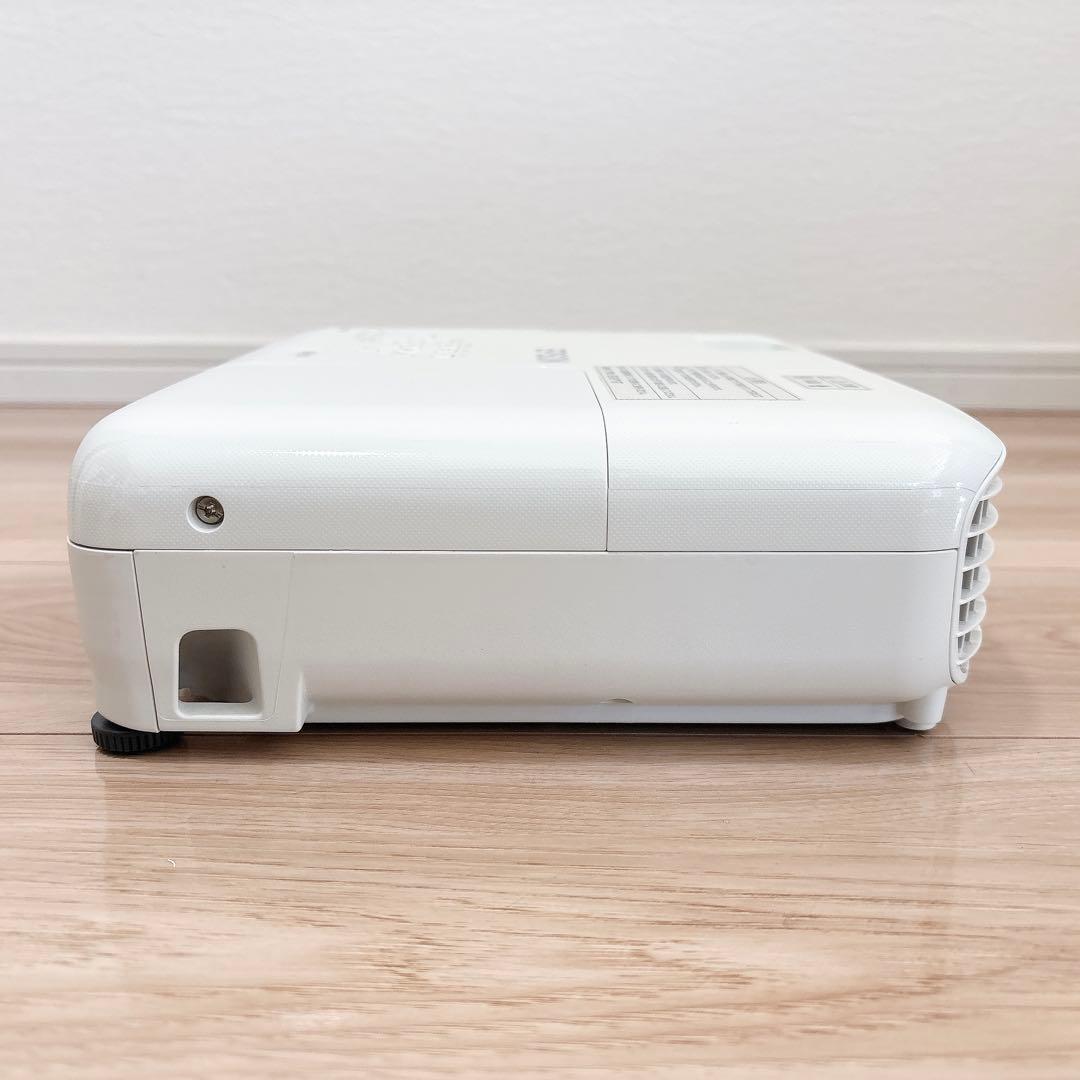 ✨美品✨ EPSON エプソン EB-E01 プロジェクター 本体 HDMI