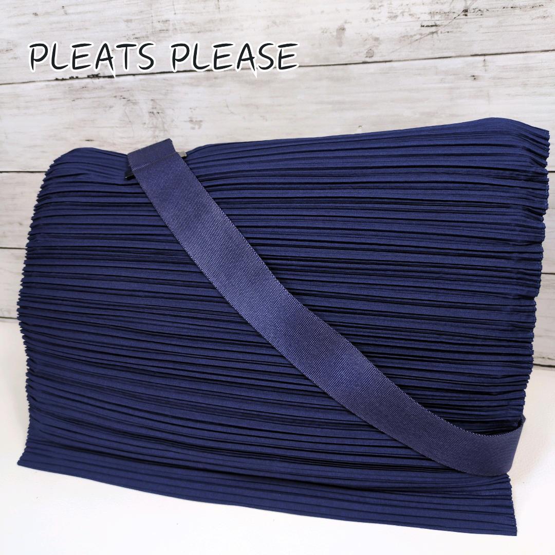 プリーツプリーズ メッセンジャーバッグ ショルダーバッグ イッセイミヤケ