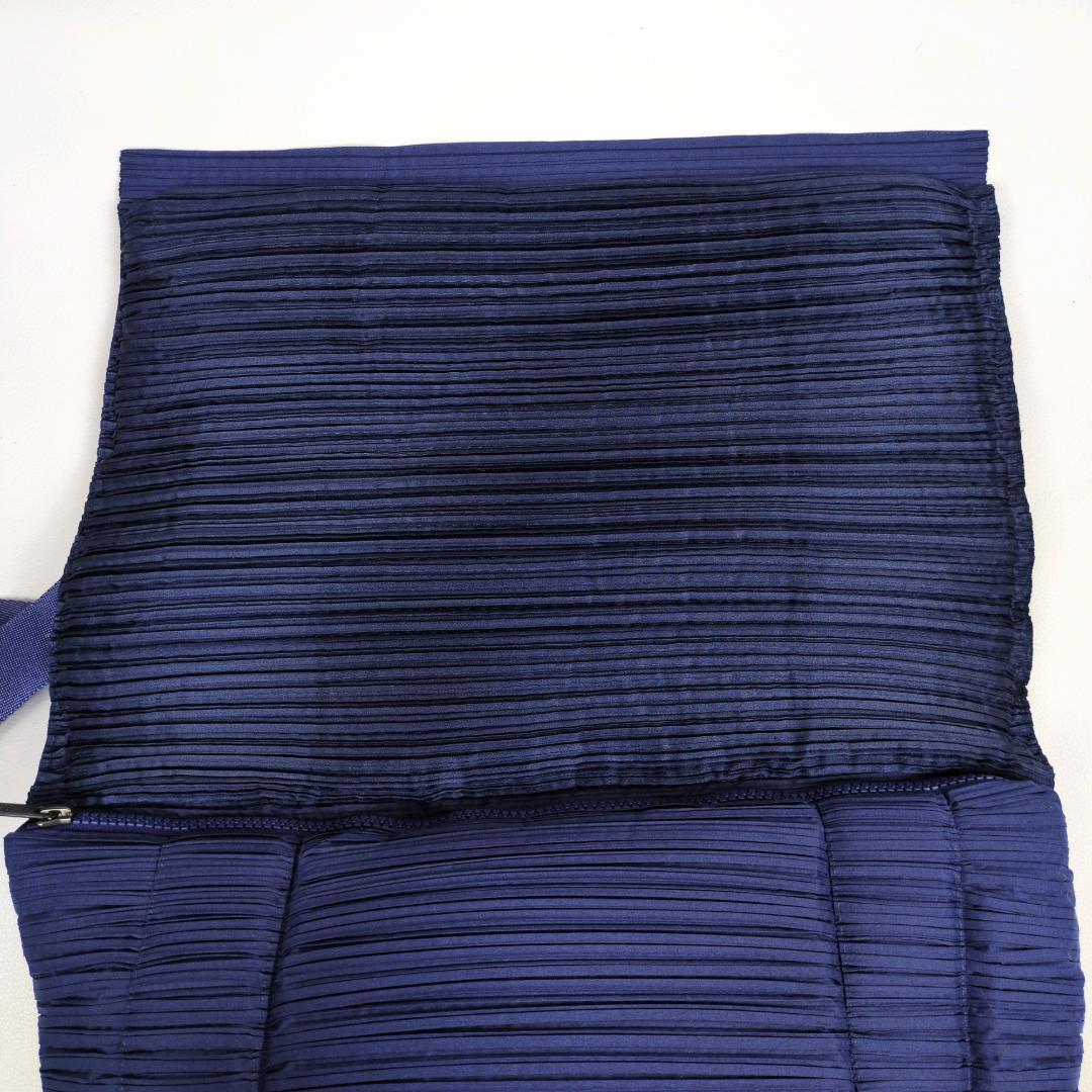 プリーツプリーズ メッセンジャーバッグ ショルダーバッグ イッセイミヤケ