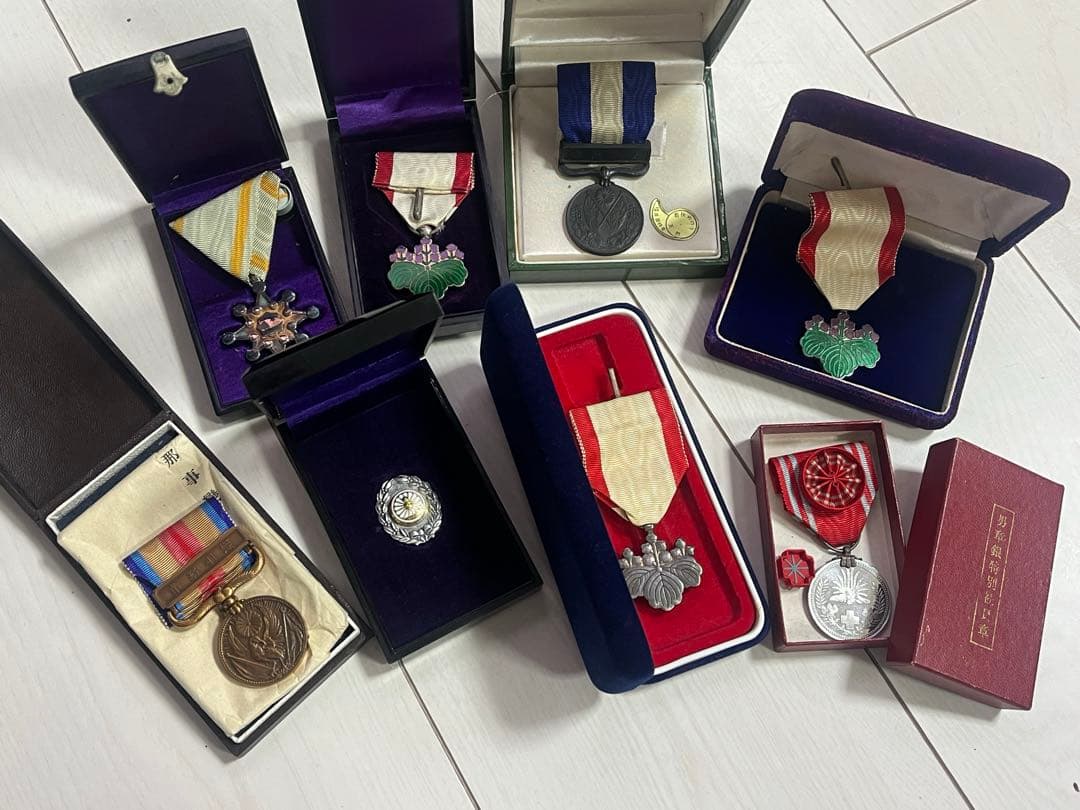 勲八等瑞宝章 勲章 徽章 旧日本軍 まとめ売り