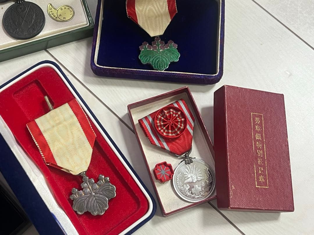 勲八等瑞宝章 勲章 徽章 旧日本軍 まとめ売り
