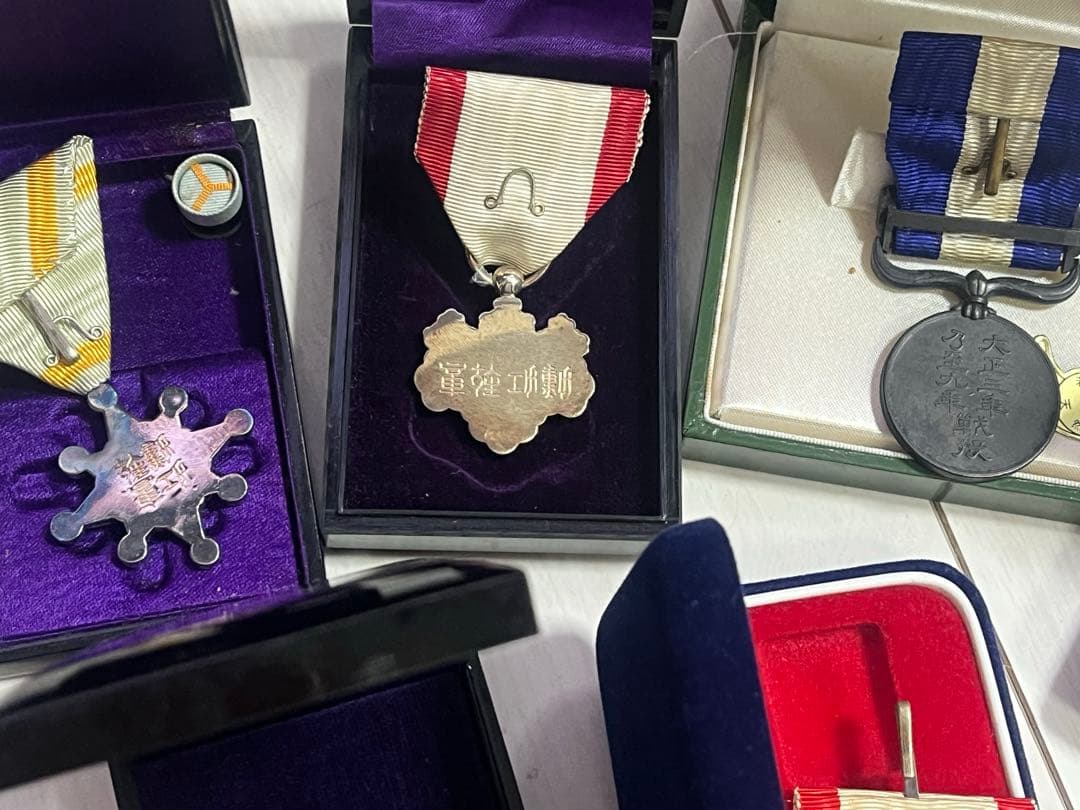 勲八等瑞宝章 勲章 徽章 旧日本軍 まとめ売り