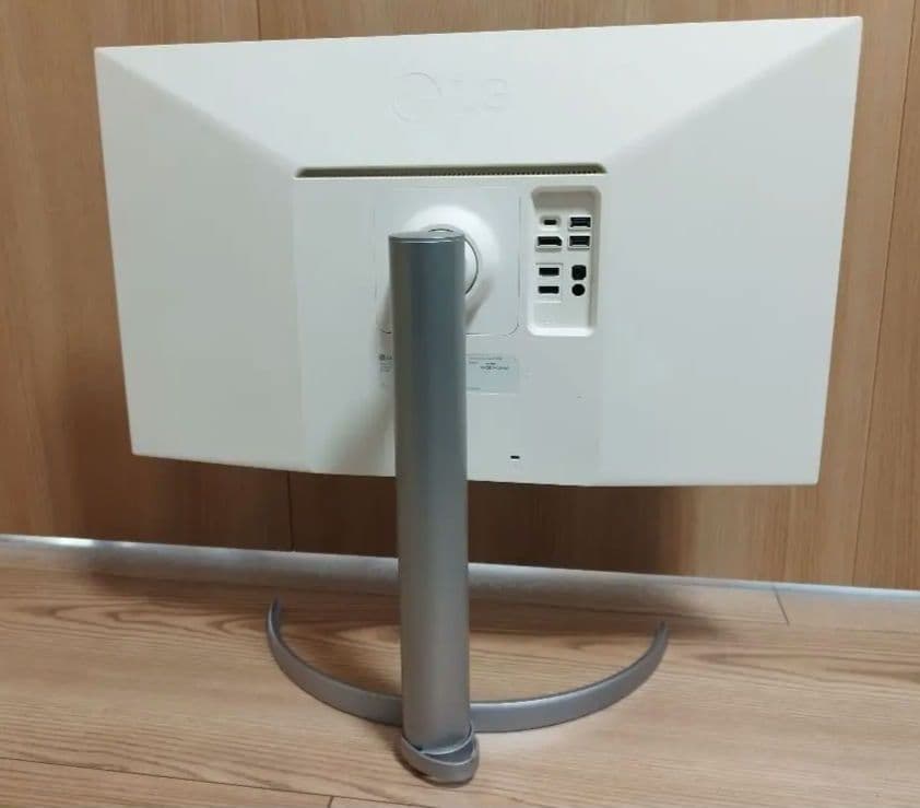 【LG4Kモニター】27UP550-W 27インチ