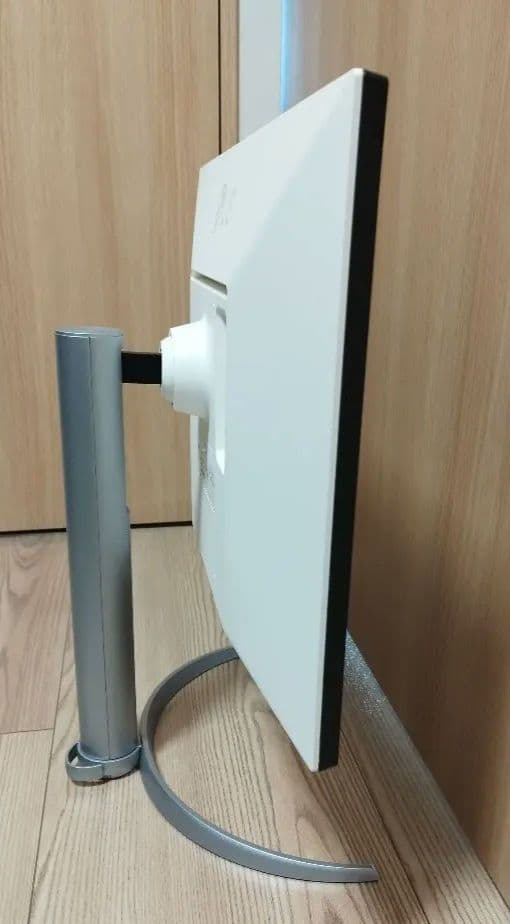 【LG4Kモニター】27UP550-W 27インチ