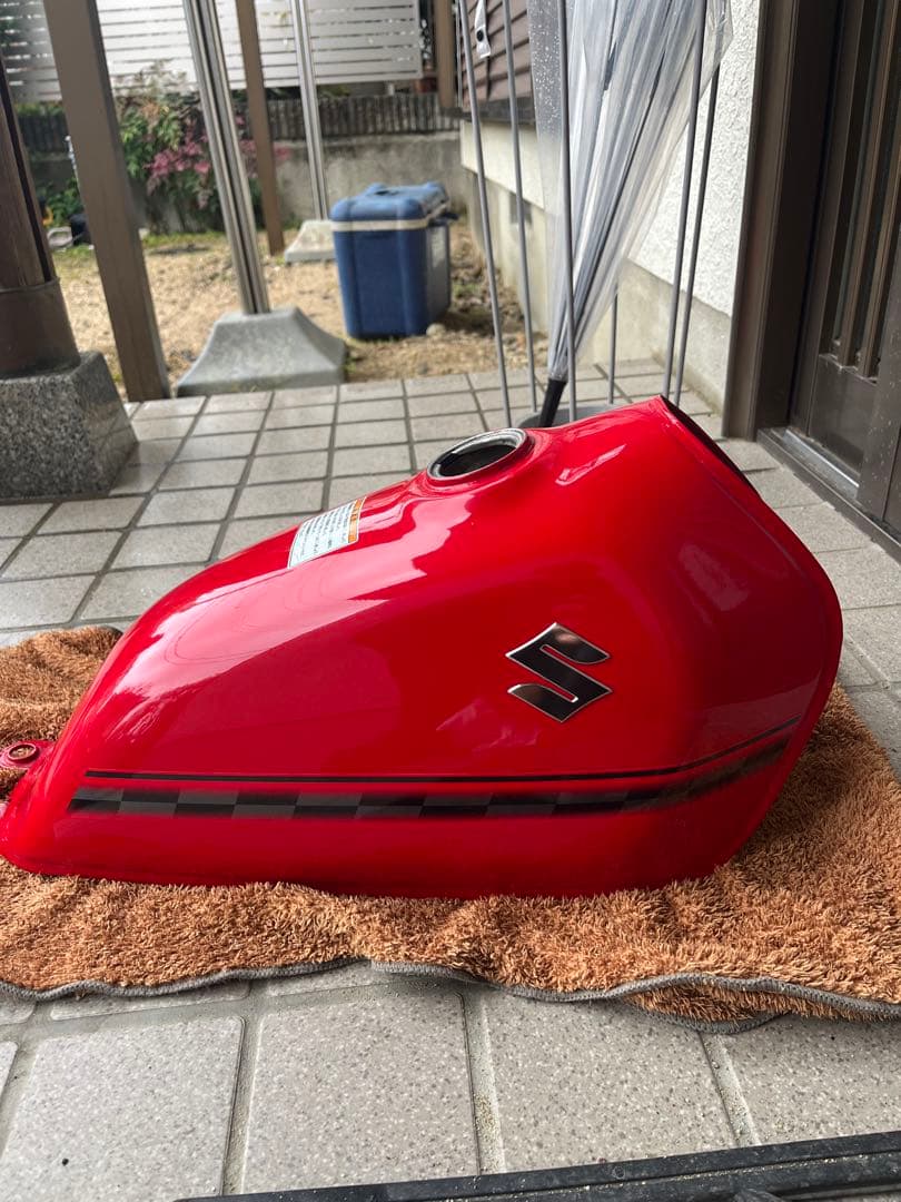 超美品！最終値下げ！グラストラッカー　BB 純正タンク　赤