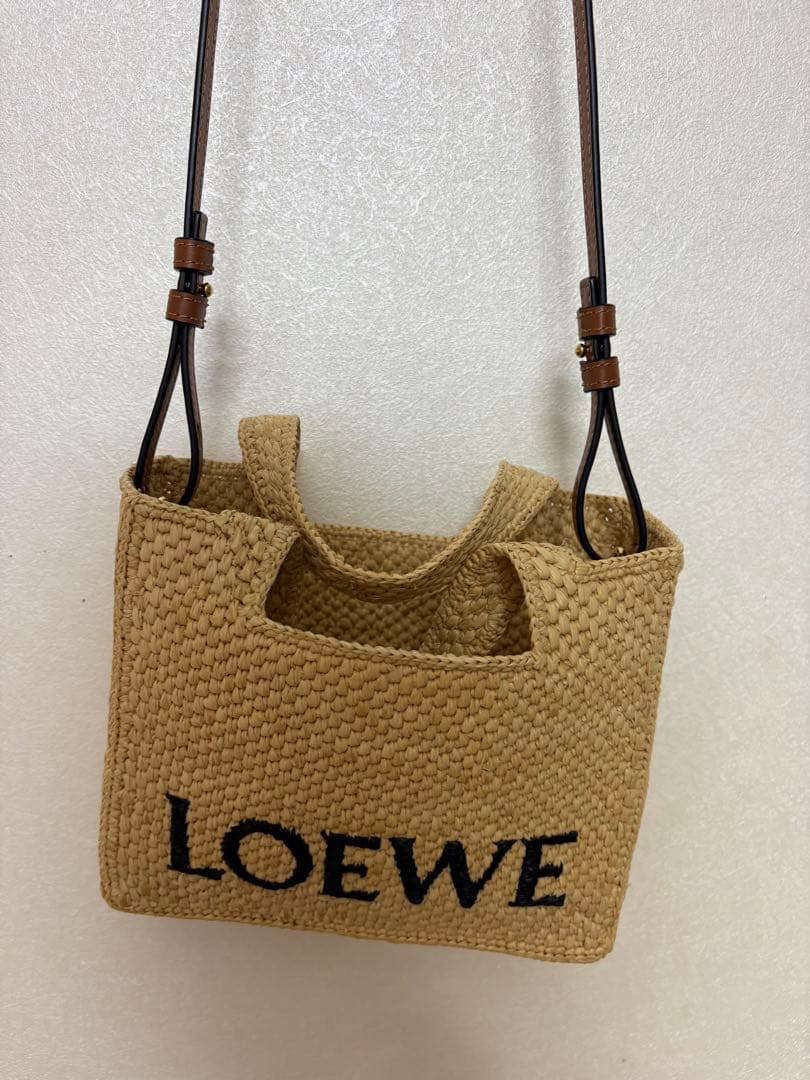 LOEWE かごバッグ ベージュ　フォントトートミニ‼️