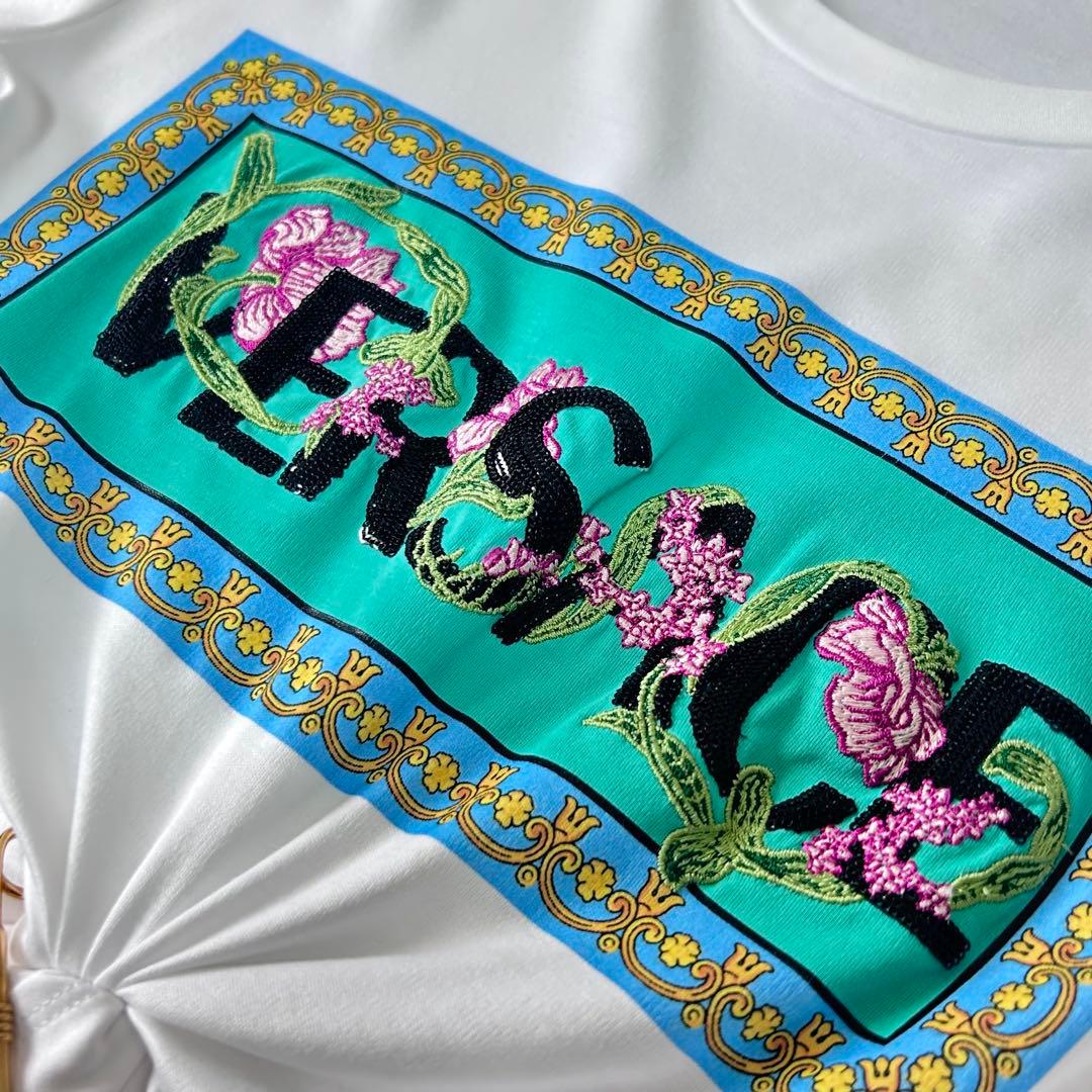 VERSACE セーフティピン ノットディテール クロップドTシャツ　38サイズ