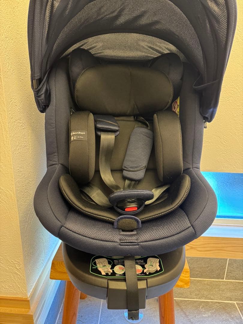 ISOFIX チャイルドシート ネイビー　RM-2005