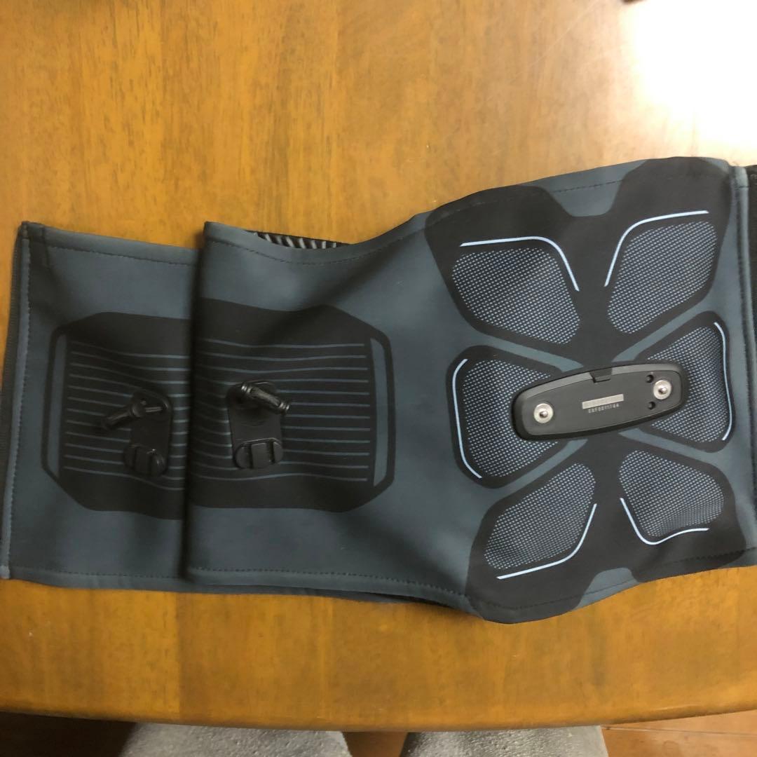 SIXPAD Abs 2 EMSトレーニングデバイス