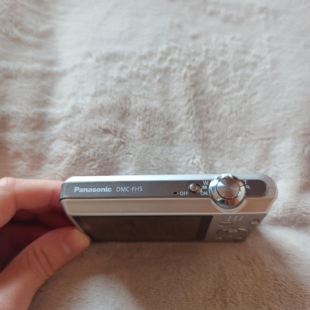 Panasonic Lumix DMC-FH5 シルバー