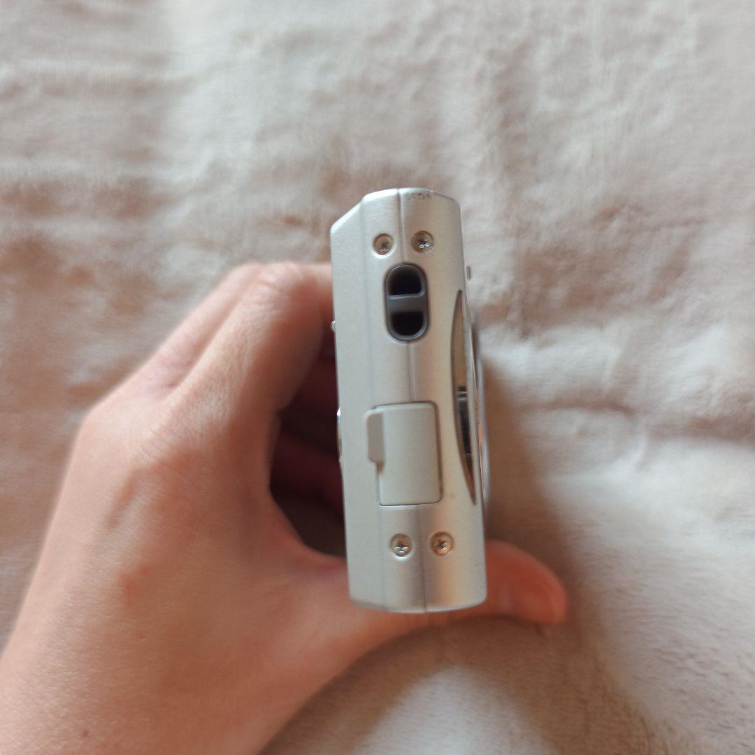 Panasonic Lumix DMC-FH5 シルバー