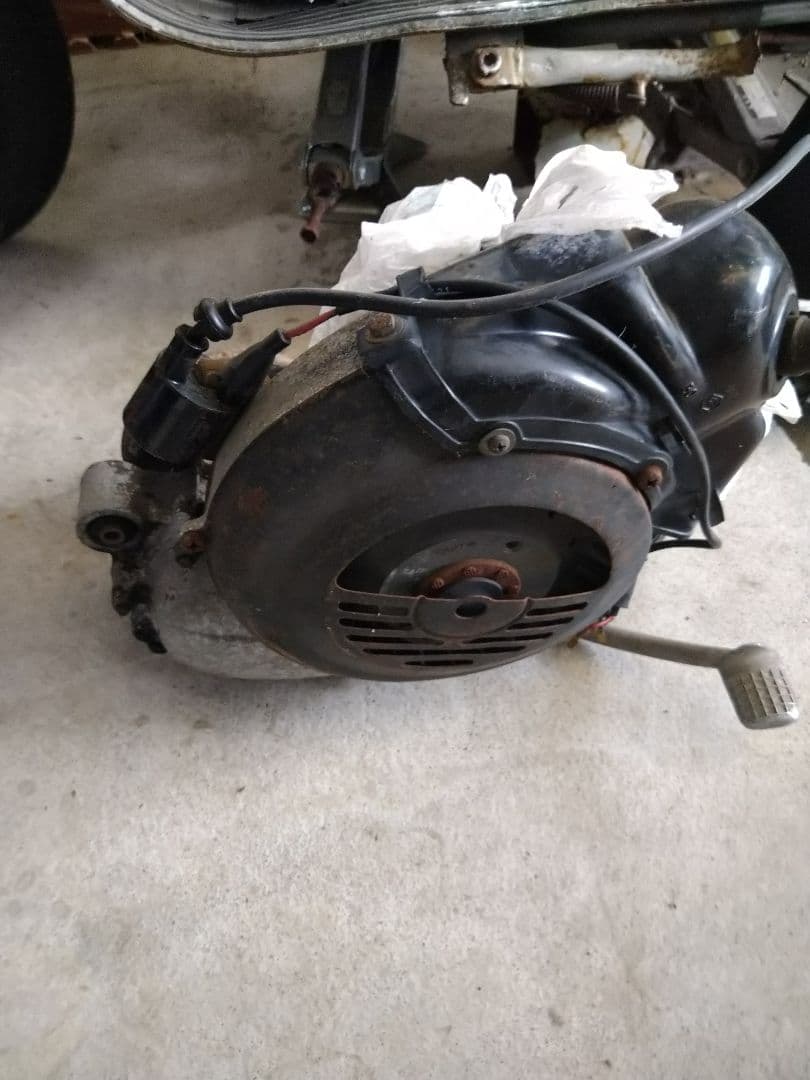 SL1007様限定Vespa 50S スクーターレストアベース　部品取り