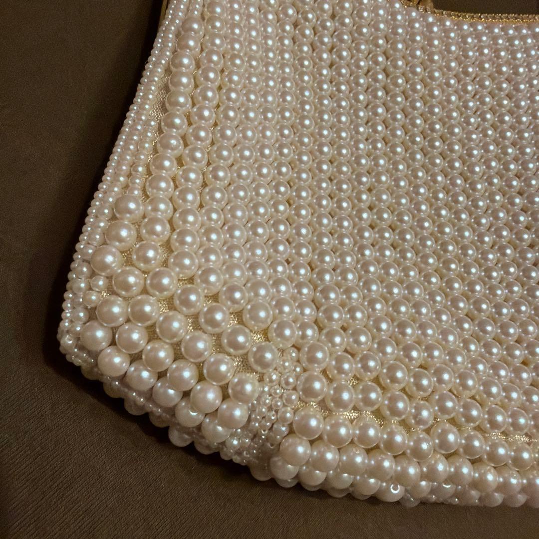 LUMY はしもと 皇室御用達 パールビーズ　パーティーバッグ