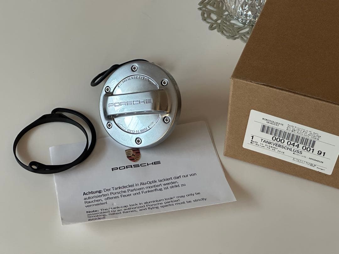 【超美品】Porsche ポルシェ フューエルキャップ アルミルック