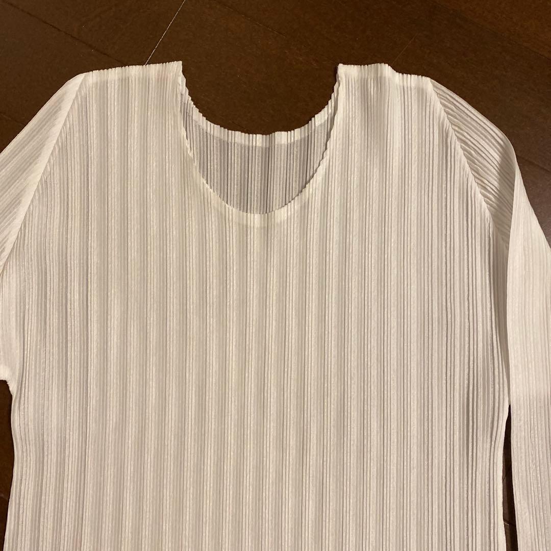 美品　プリーツプリーズ　リブプリーツベーシックス　Tシャツ　カットソー