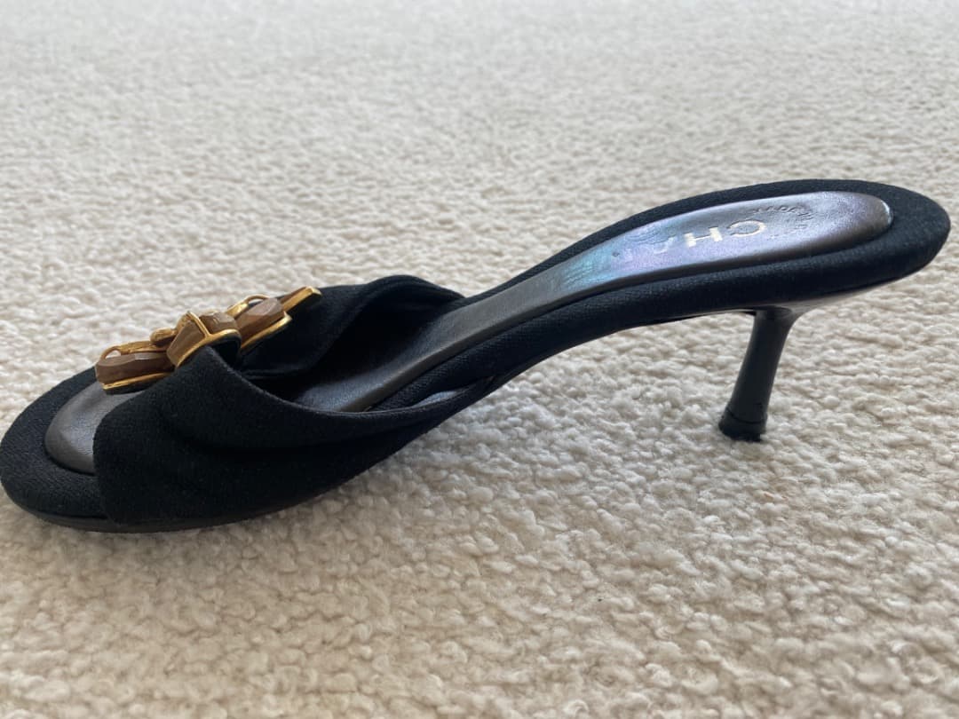 【レア】CHANEL ブラック ウッドカメリア サンダル ミュール　36