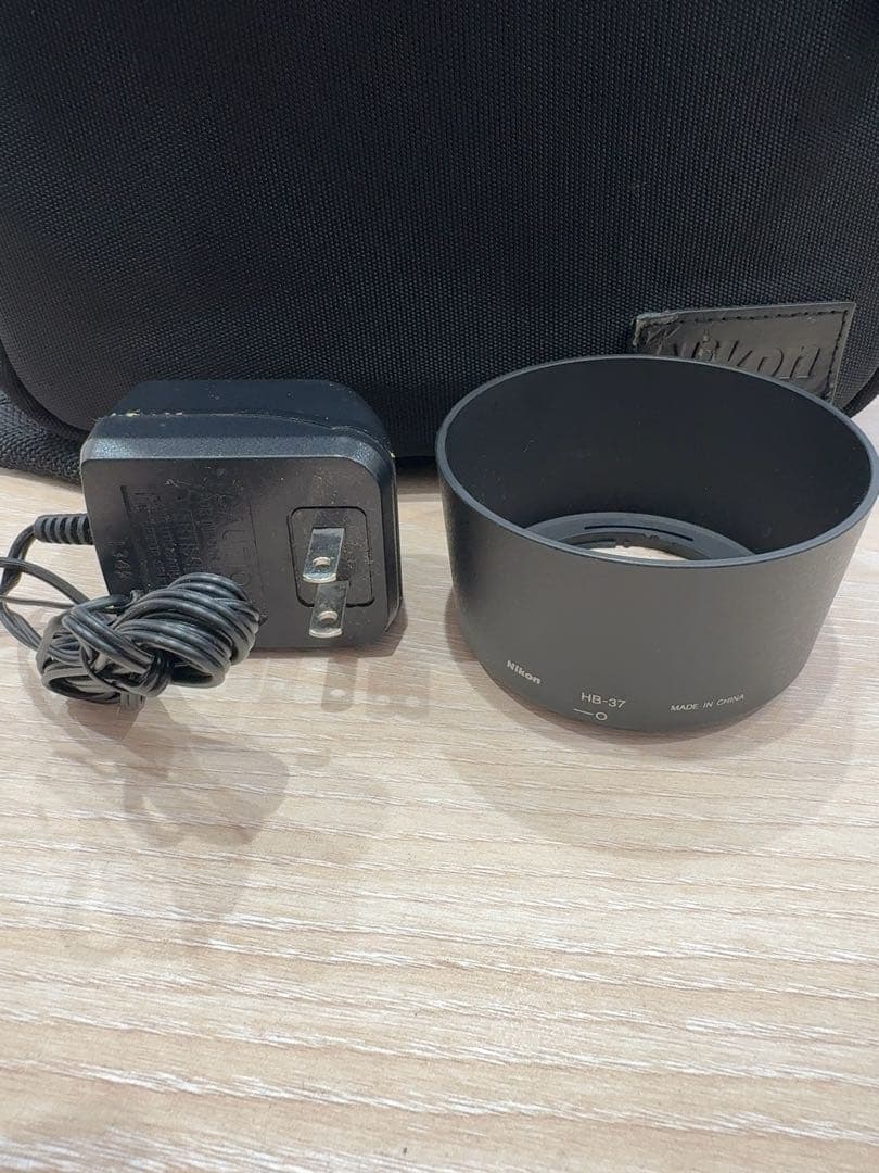 Nikon 一眼レフカメラ ダブルズームセット 標準レンズ＋望遠レンズ+バッグ