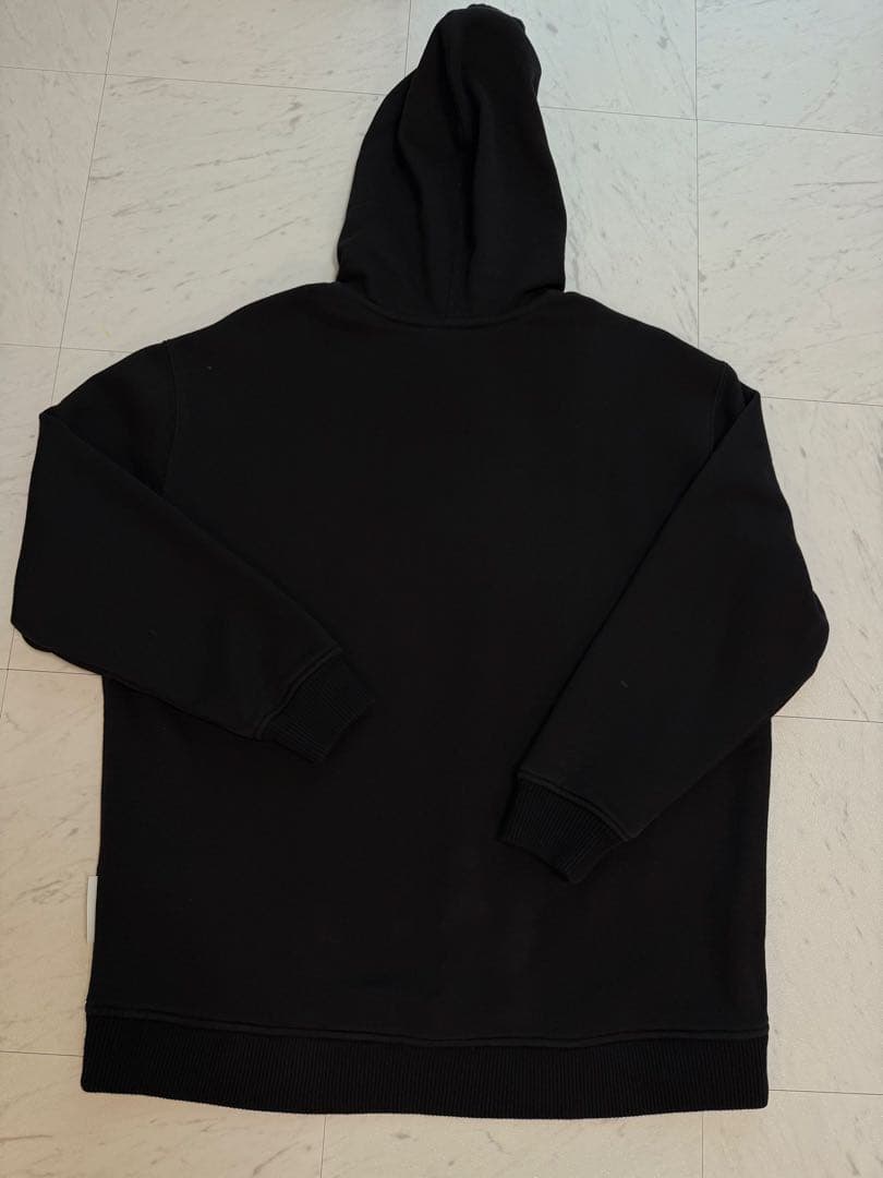 JIMMY CHOO ブラック フード付きパーカー